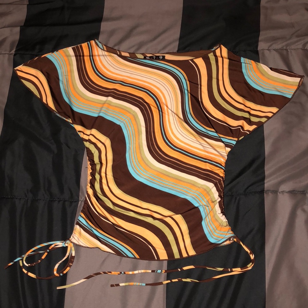 5•7•9 Blouse w/ruched tie sides & flutter sleeves